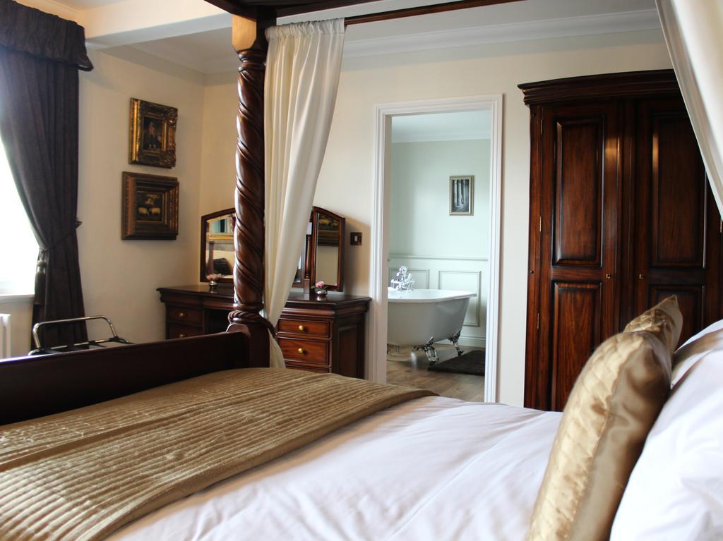 The Angel At Topcliffe Chambre photo