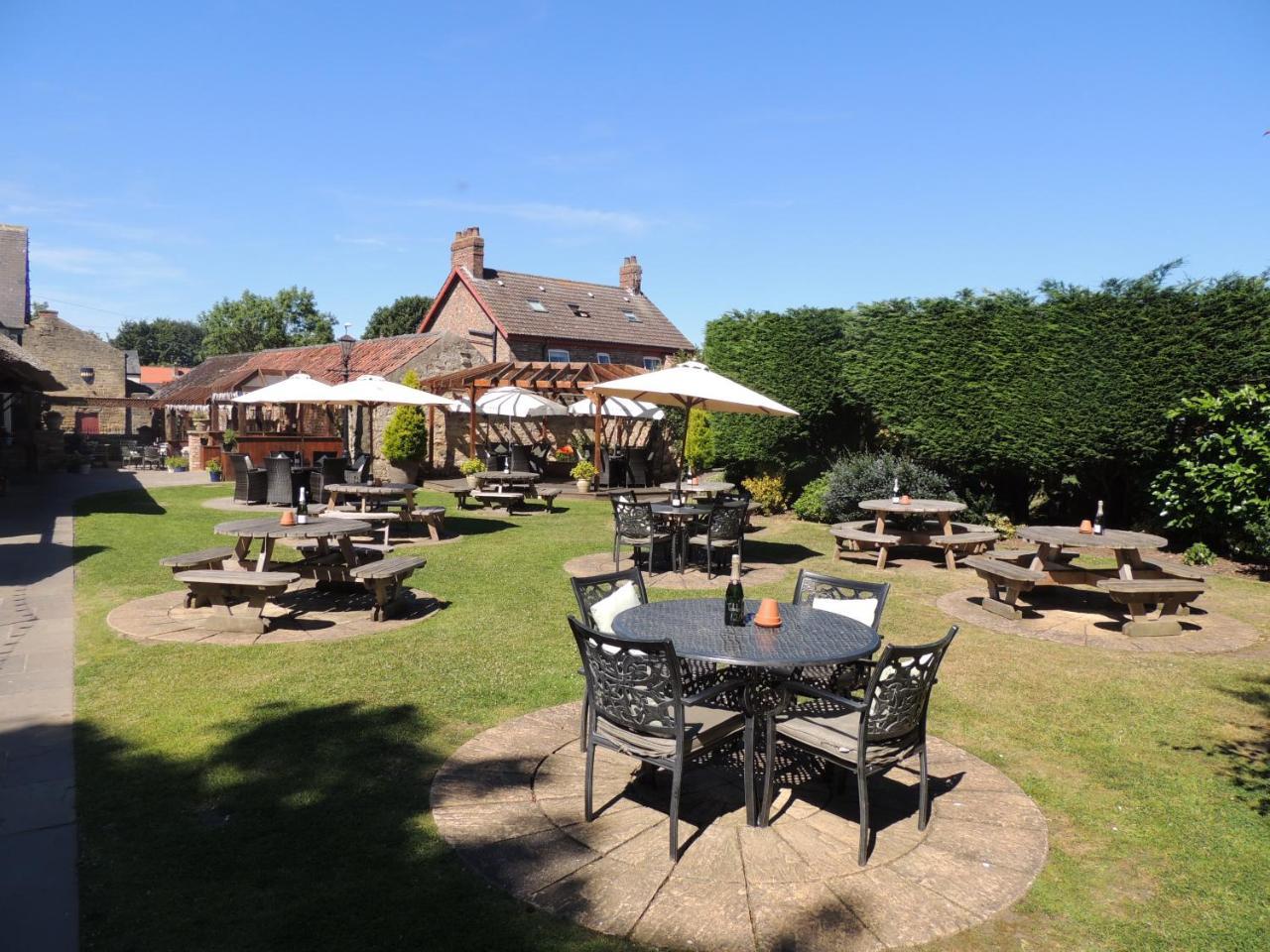 The Angel At Topcliffe Extérieur photo
